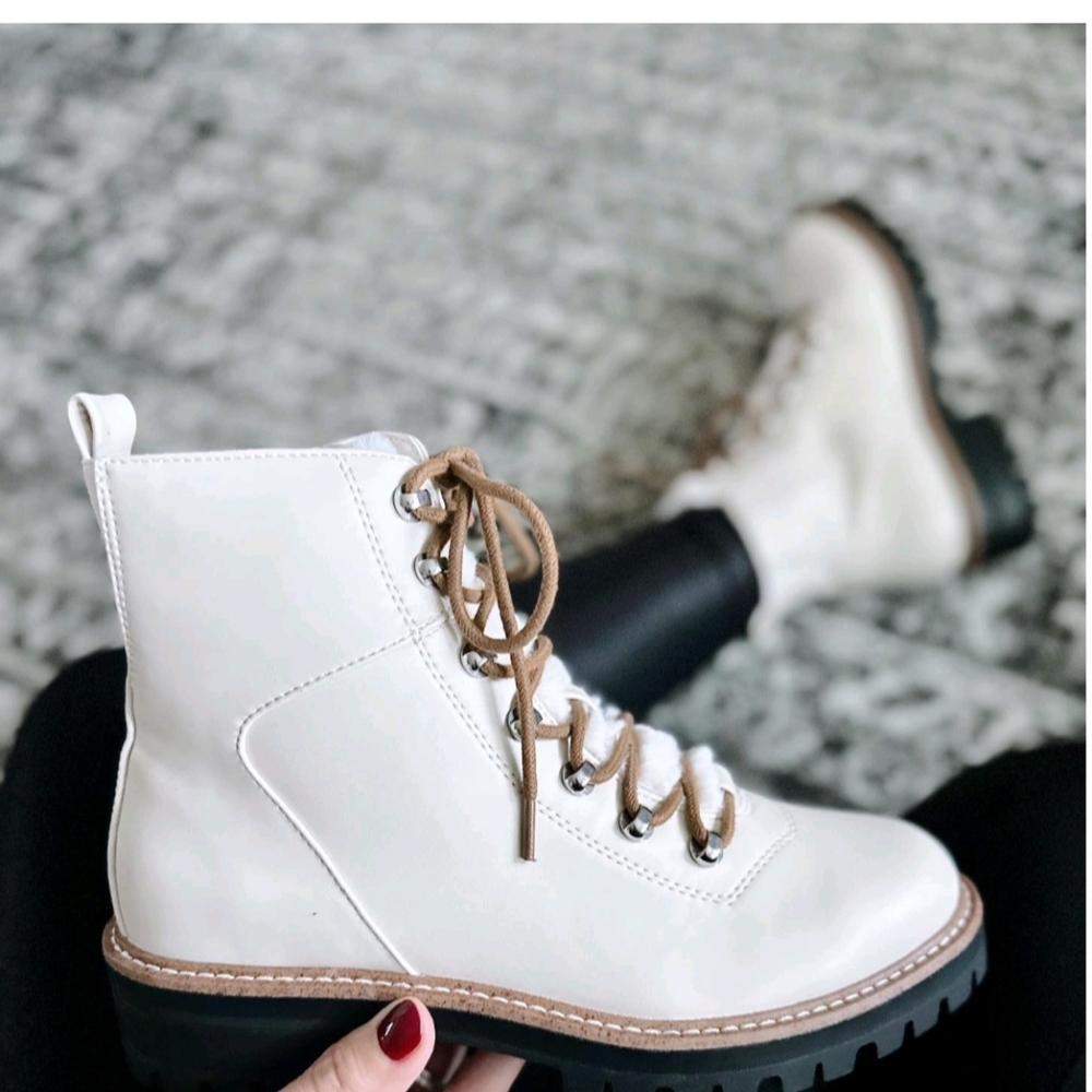 NWT Women's Leighton Winter Boots - A New Day™ Off-white